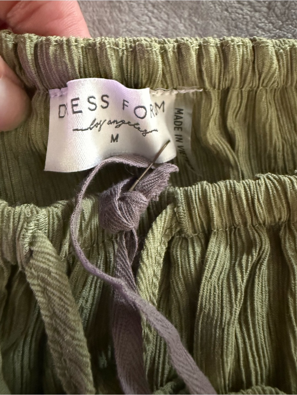 NWT Dress Forum | Green Mermaid cut textured Maxi skirt sz M - Picture 8 of 11